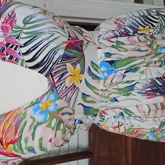 Miss Avenue Tropical Print Double Slits in Front Dress - Picture 3 of 7